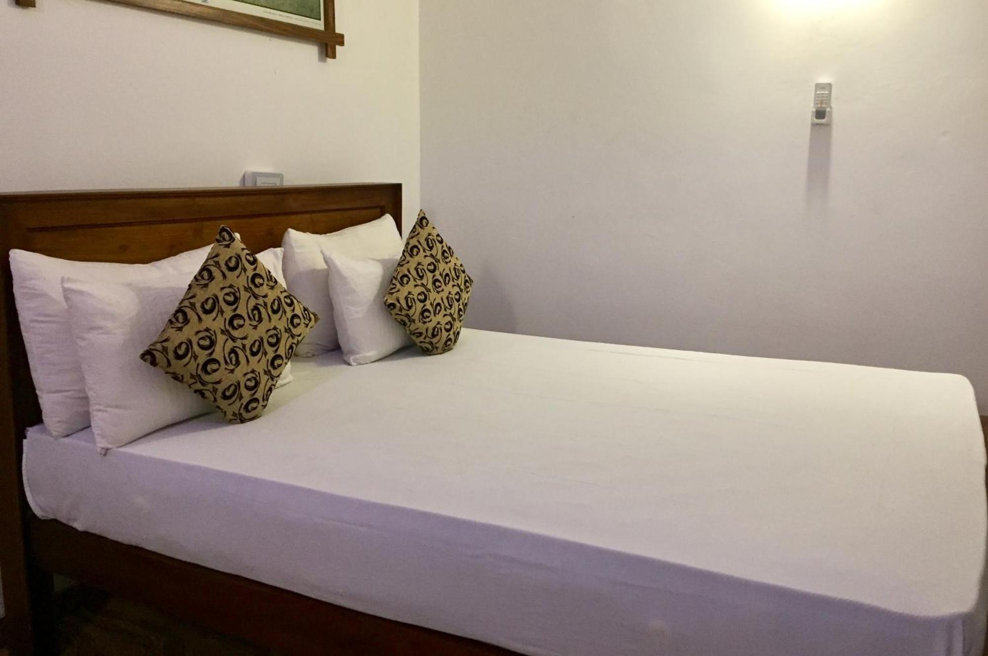 Thisara Guest House Polonnaruwa Quarto foto