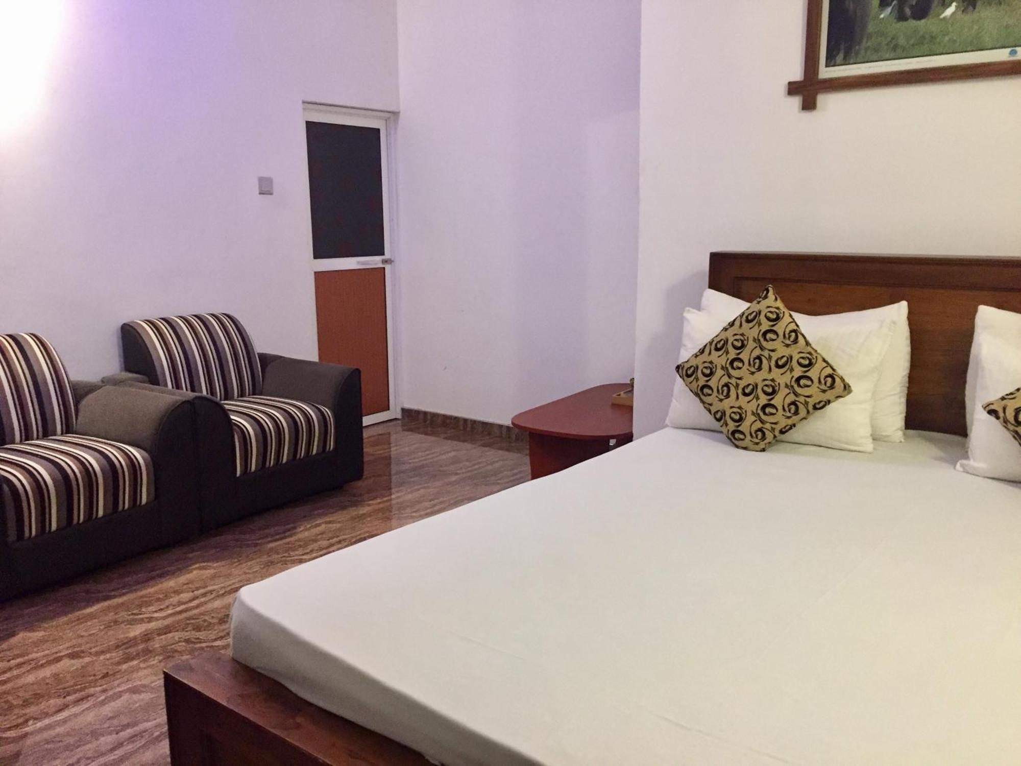 Thisara Guest House Polonnaruwa Quarto foto